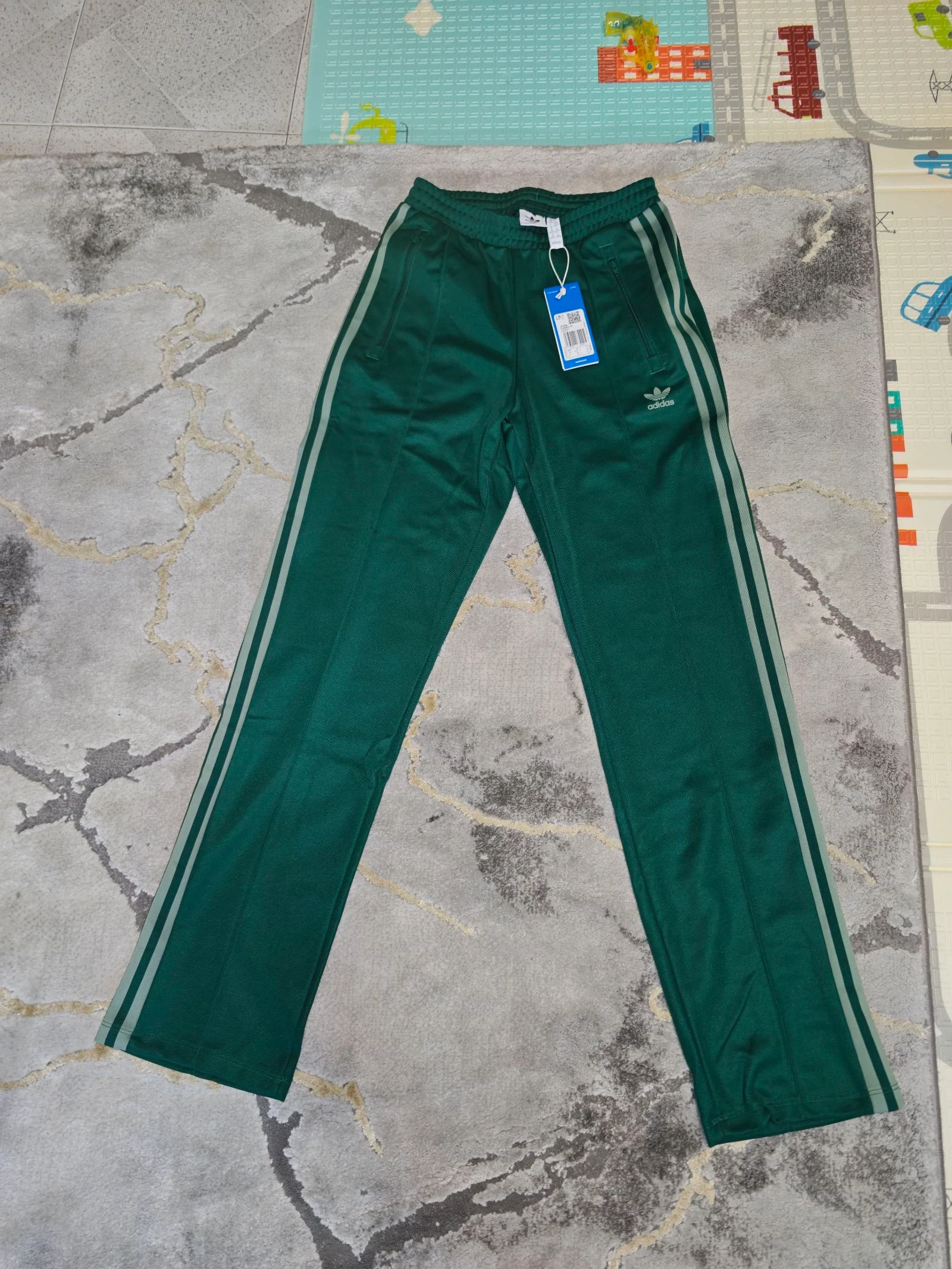 Pantalón verde oscuro Adidas Firebird talla XS